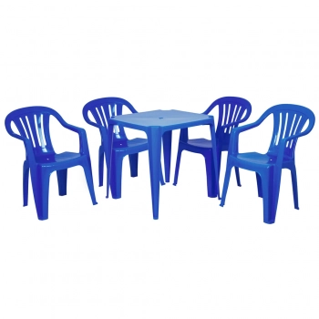 Jogo de mesa com 4 cadeiras de plastico